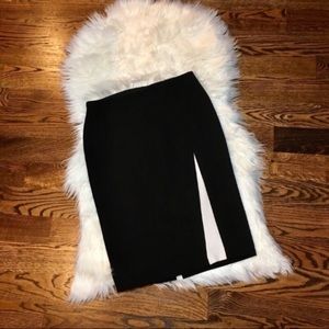 EUC Zara black and white pencil skirt M